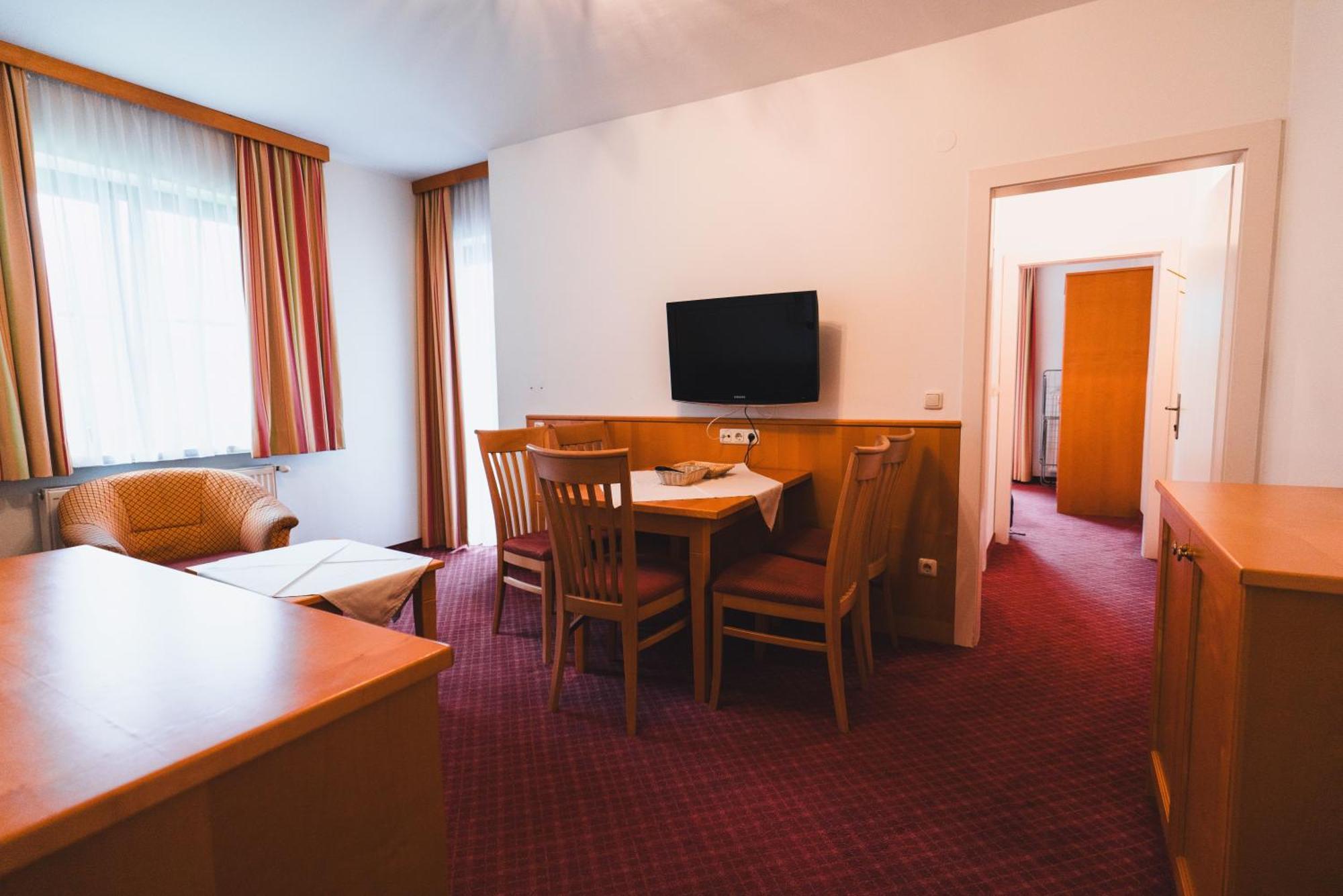 Hotel Rauscher - Das Naturteichparadies Bad Hofgastein Quarto foto